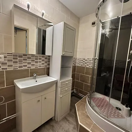 Apartamento Charme- Calme-nancy Centre, 1 Salon, 1 Chambre, Salle De Bain *